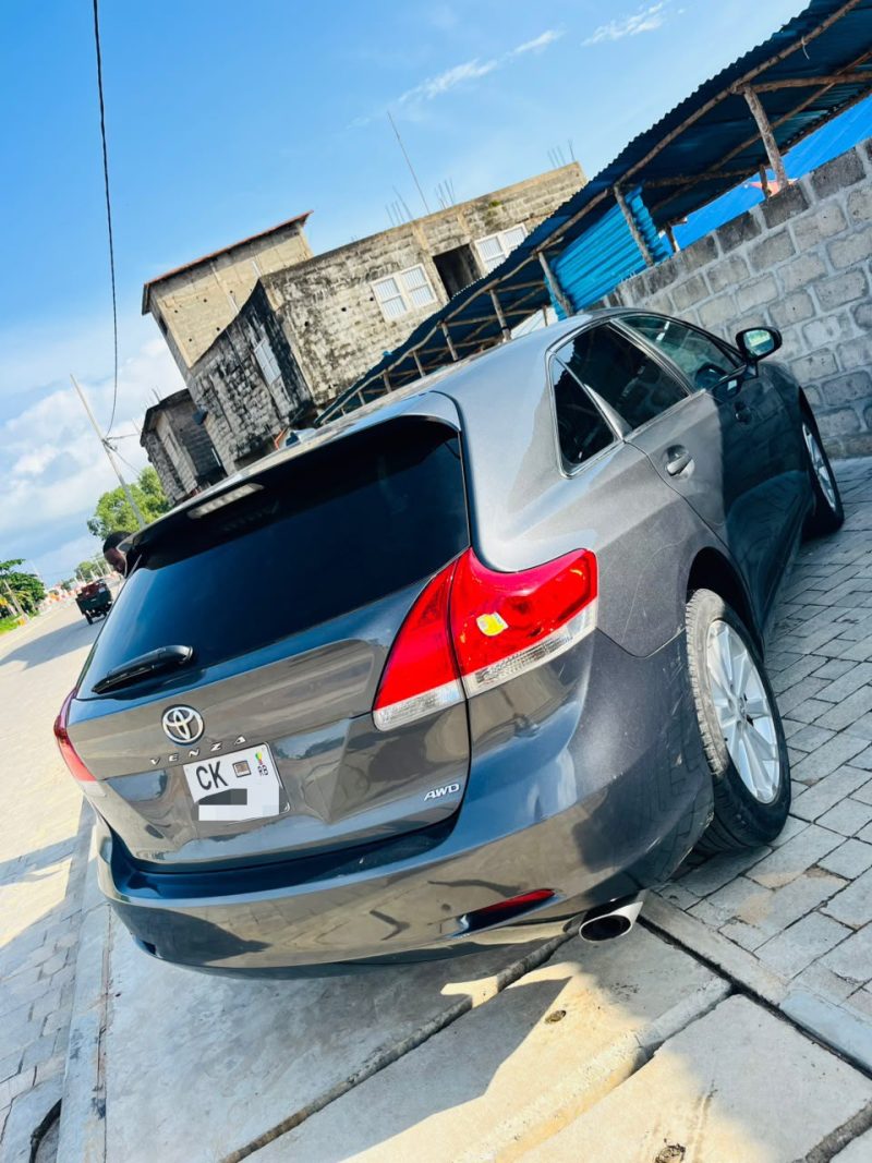 TOYOTA VENZA